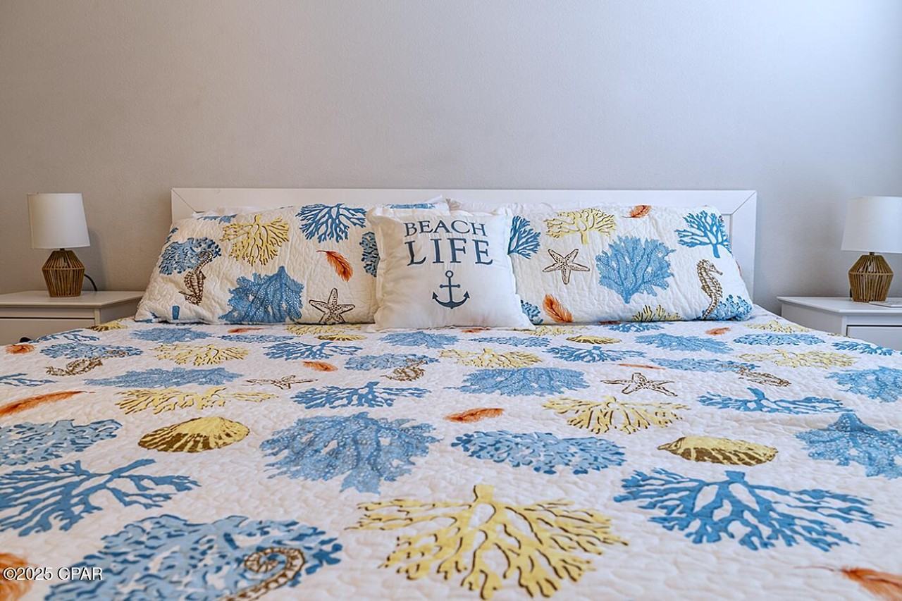 1882 Pointe Dr #1882