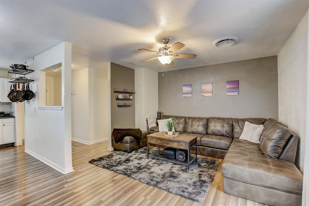 1208 S 19th St #1208 - Photo 6 of 23