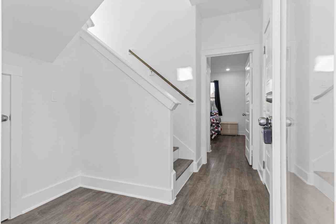 4013 Ward St #4013 - Photo 4 of 45