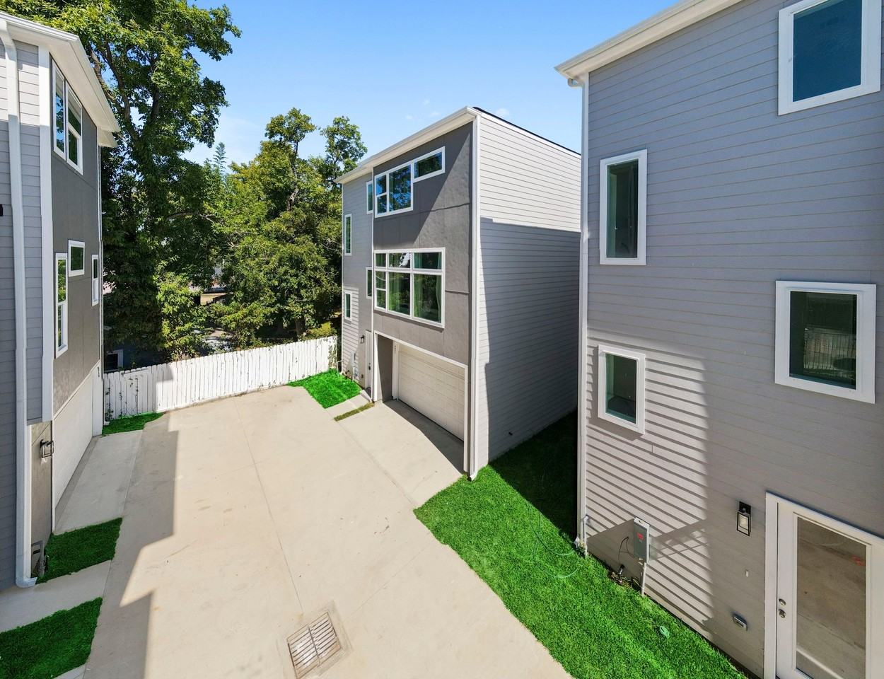 4013 Ward St #4013 - Photo 5 of 45