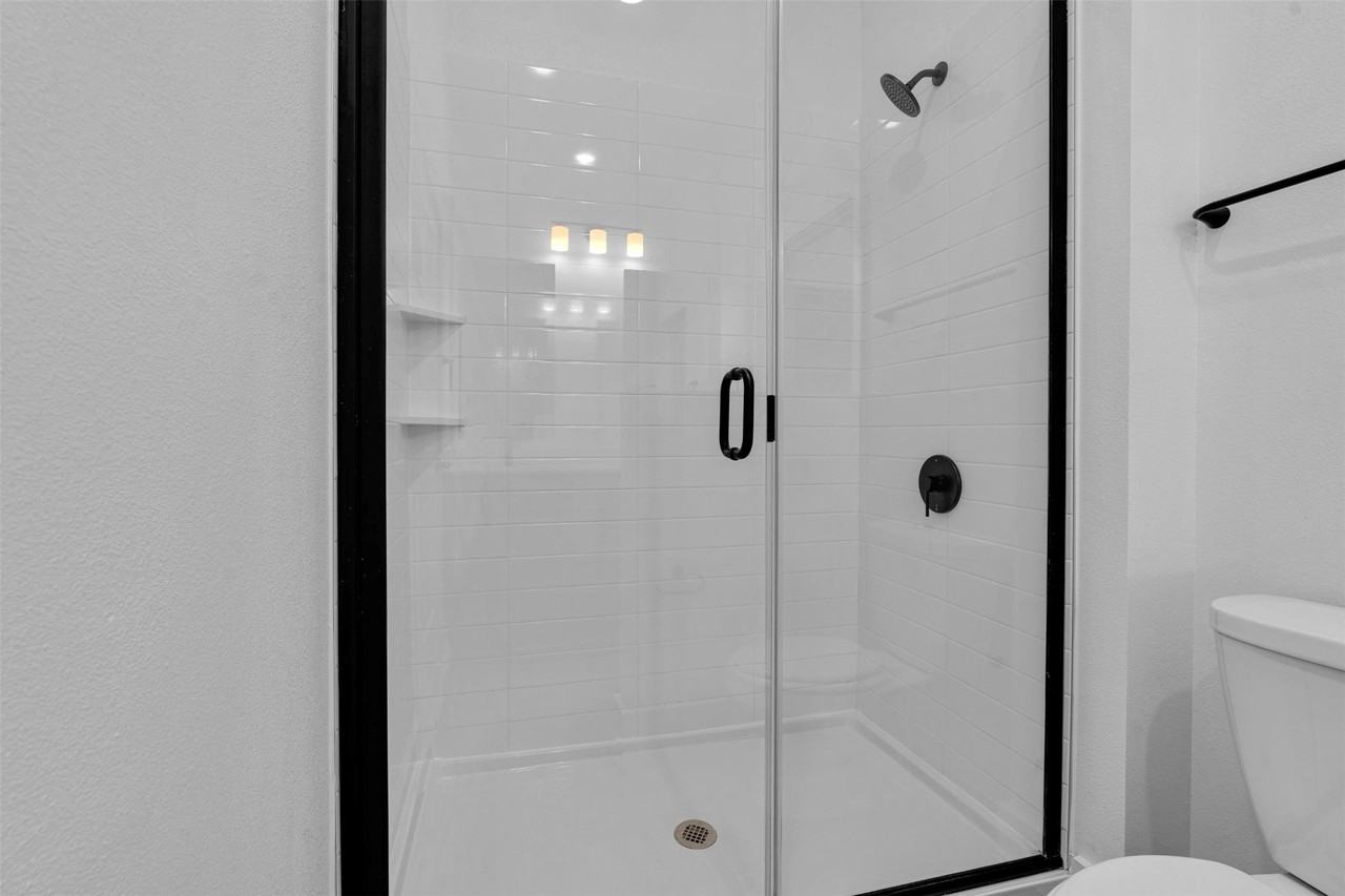 1757 Labrador Ln #1757 - Photo 6 of 38