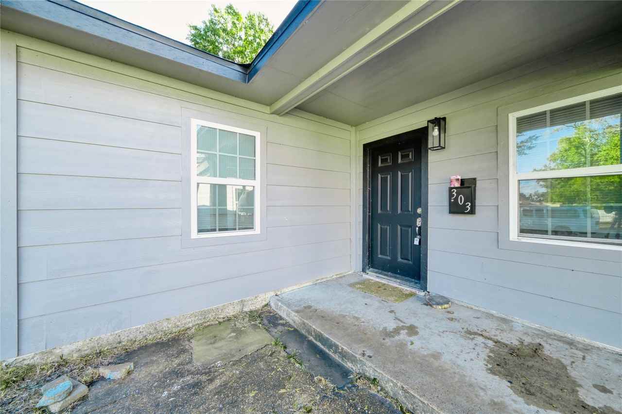 303 Park Street #303