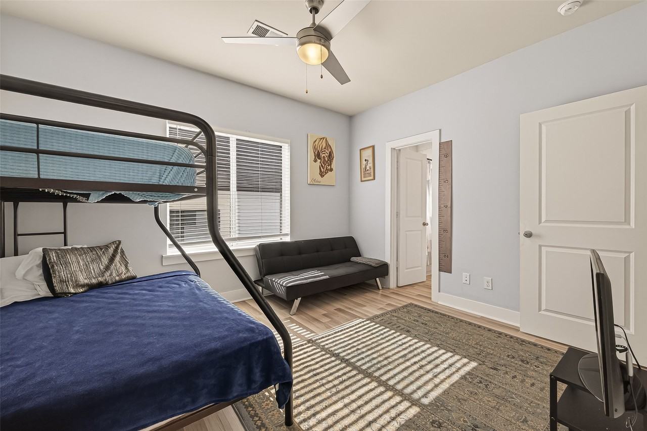 6744 Del Rio St #6744 - Photo 3 of 34