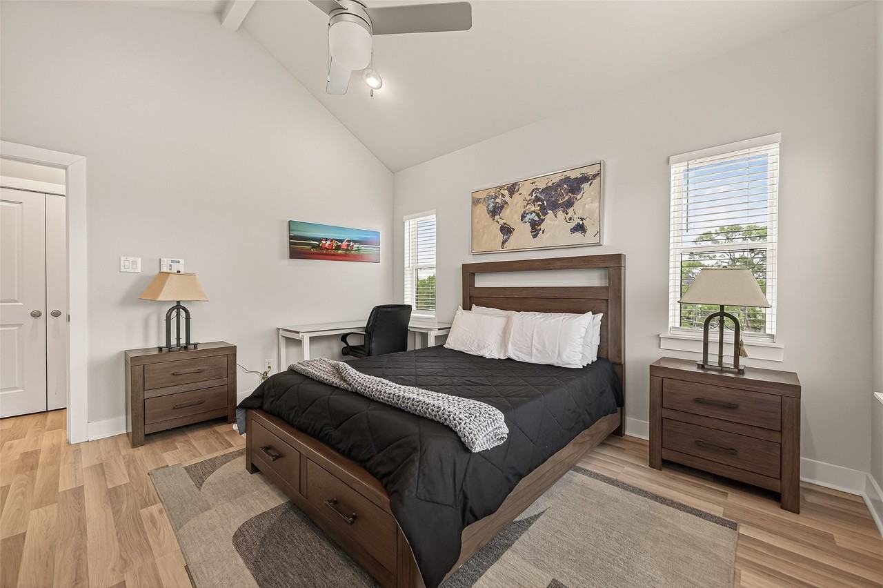 6744 Del Rio St #6744 - Photo 5 of 34