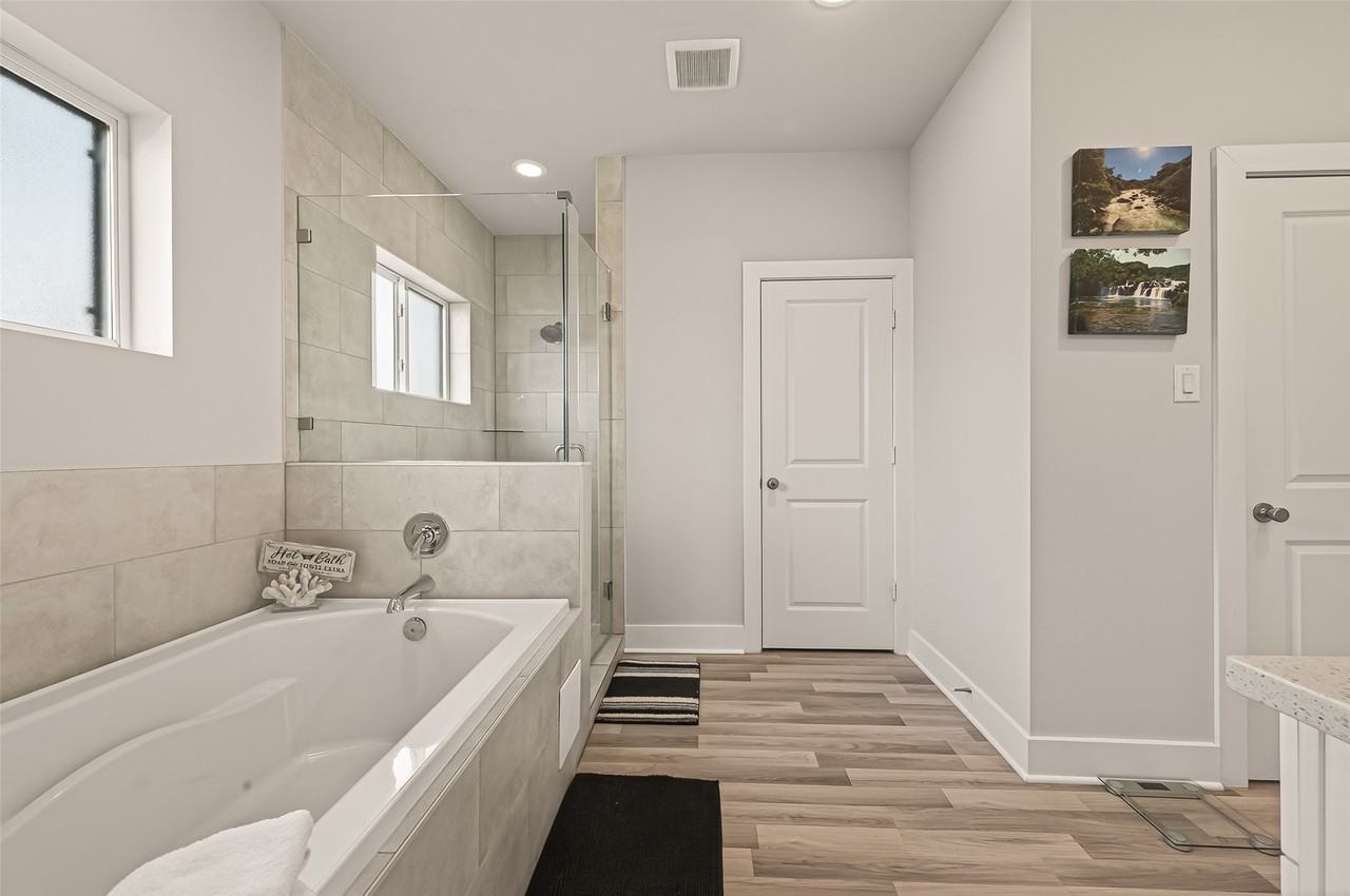 6744 Del Rio St #6744 - Photo 6 of 34