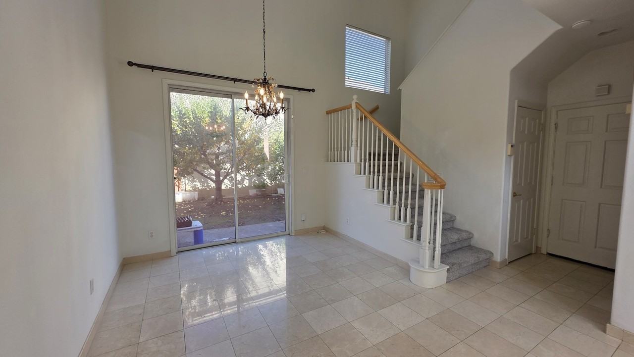 5518 Manderston Drive - Photo 5 of 28