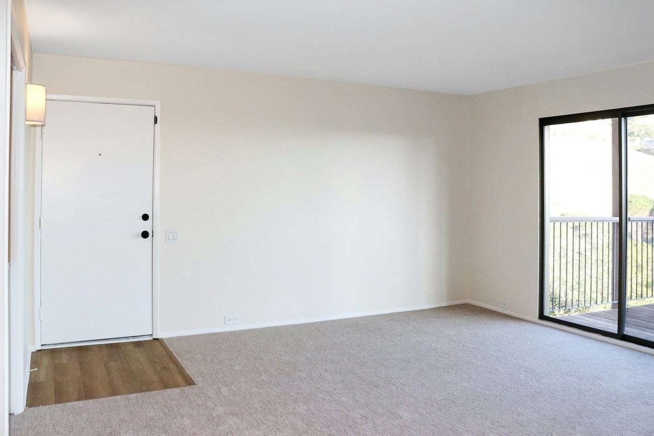 40 Harbor Oak Drive, Unit 22 - Photo 2 of 11