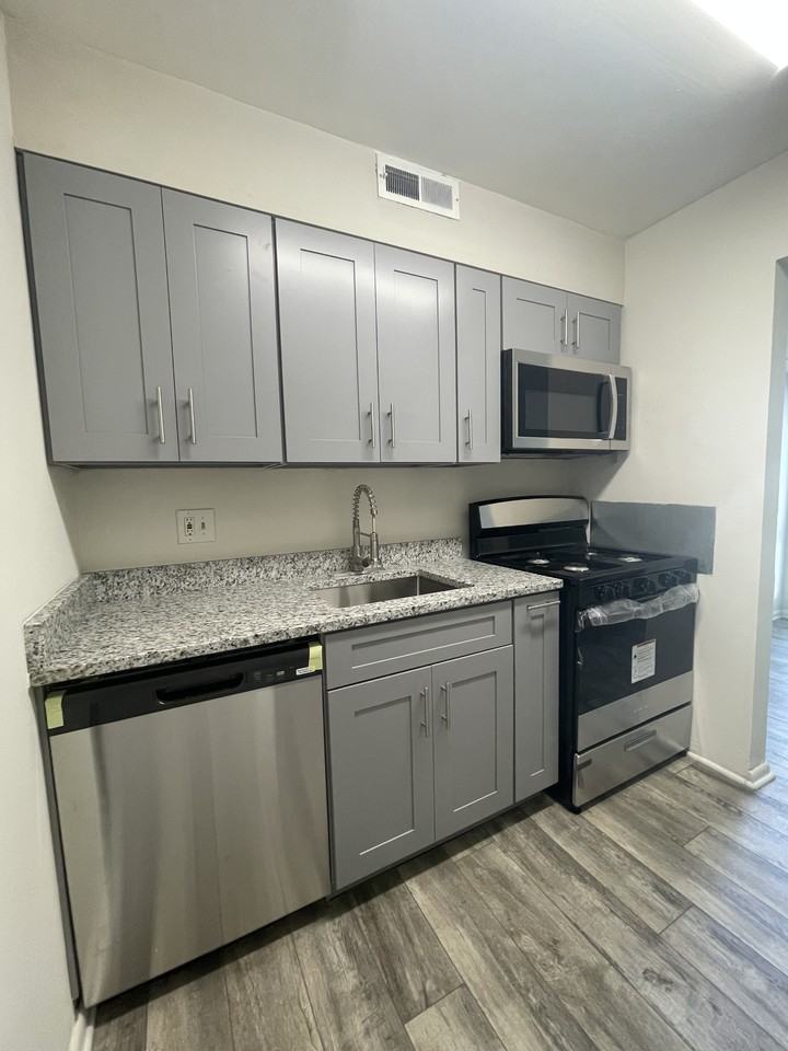 6091 Majors Ln #2 - Photo 5 of 16