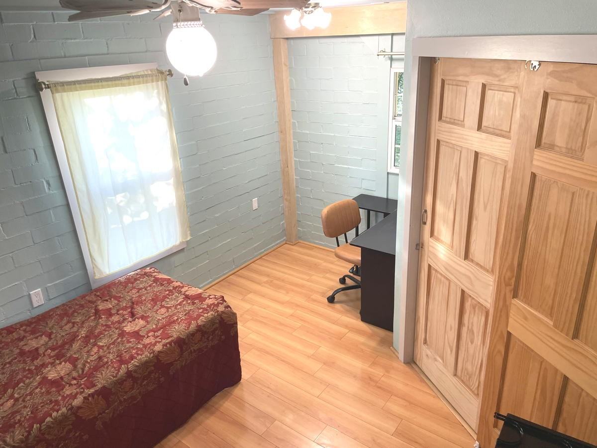 2605B Oaklawn Ave #NA - Photo 3 of 17