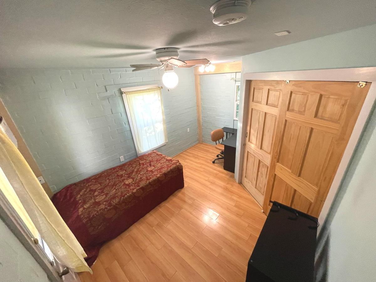 2605B Oaklawn Ave #NA - Photo 4 of 17