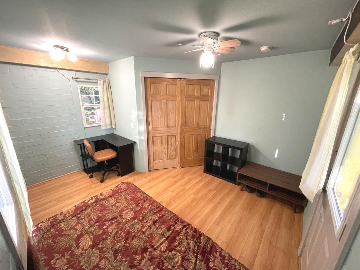 2605B Oaklawn Ave #NA - Photo 6 of 17