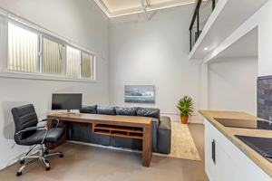 featured image of 9814 Kaumualiʻi Highway