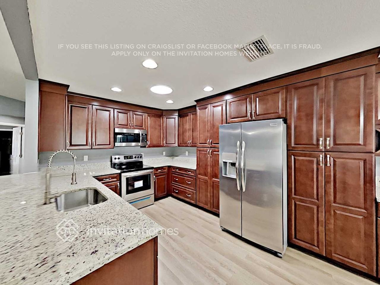 3603 Bristol Cove Ln - Photo 6 of 17