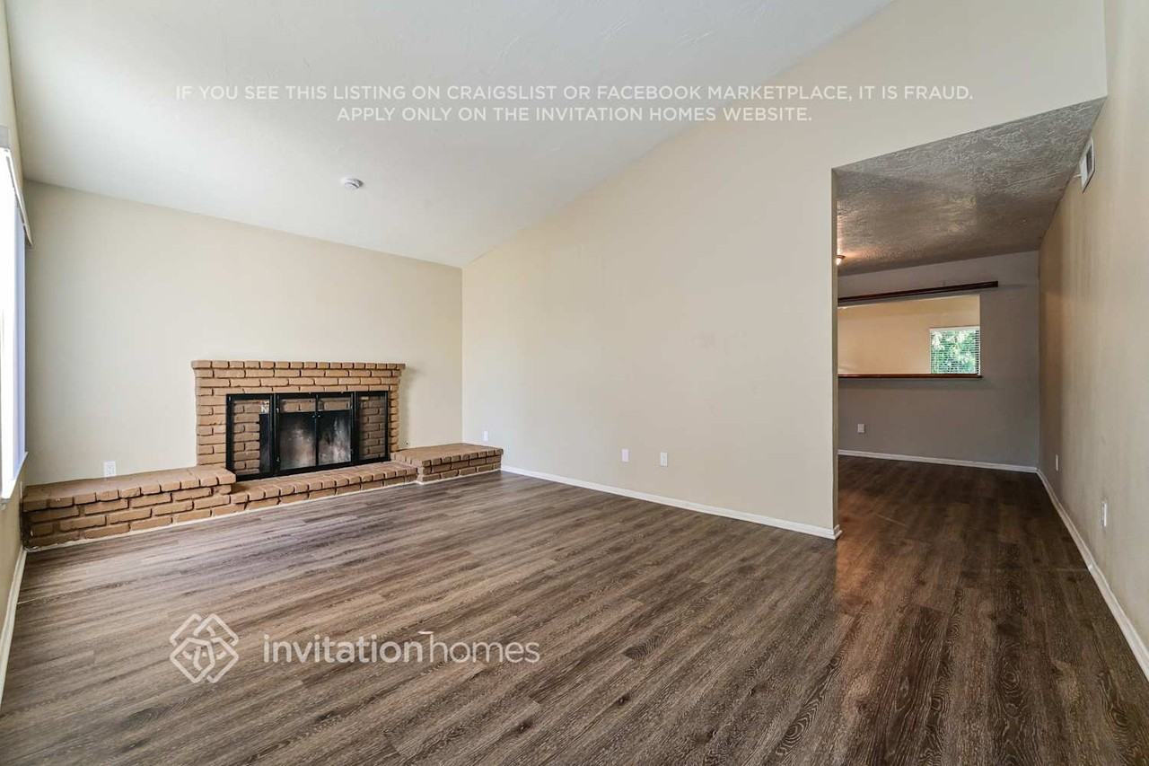 20827 Calwood St - Photo 3 of 17