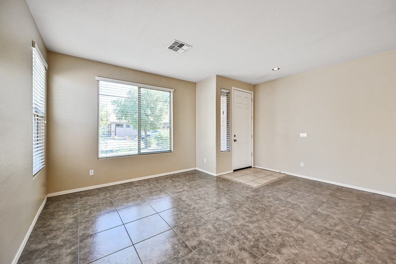 14256 North 162nd Lane - Photo 4 of 26