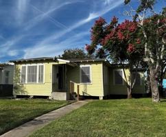 featured image of 4206 Clinton Drive