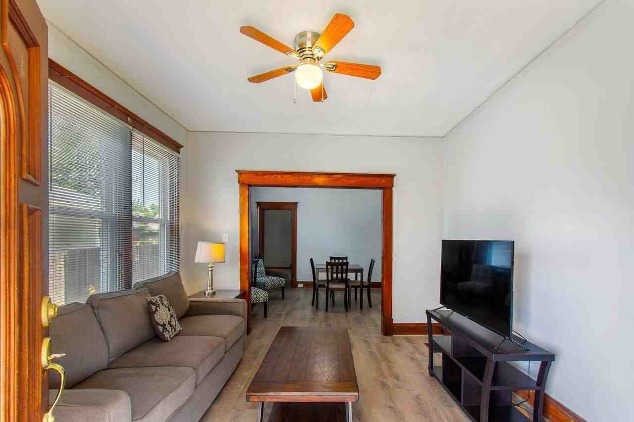 7255 Osceola Dr - Photo 3 of 32