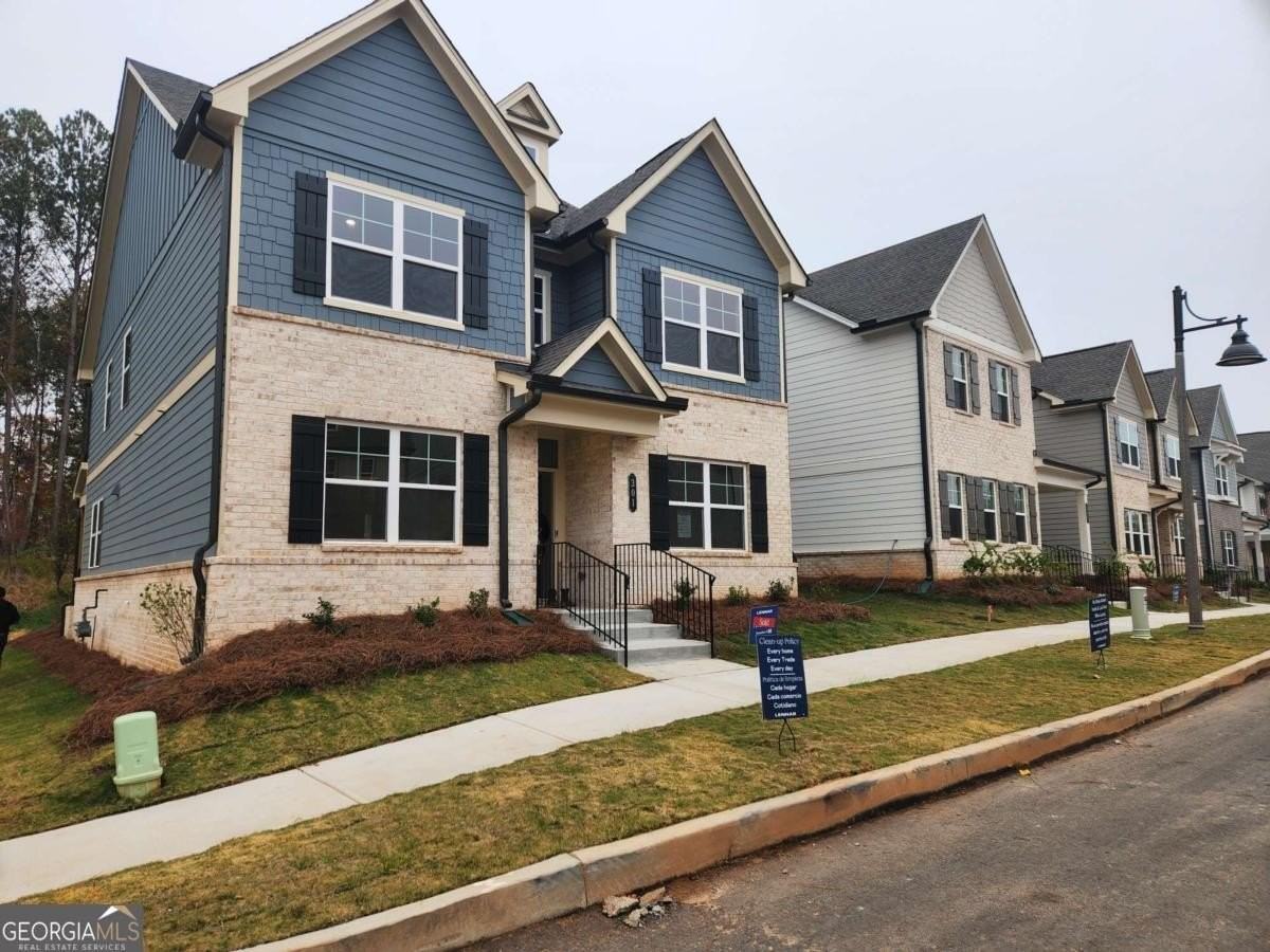 301 Fraley Dr - Photo 4 of 50