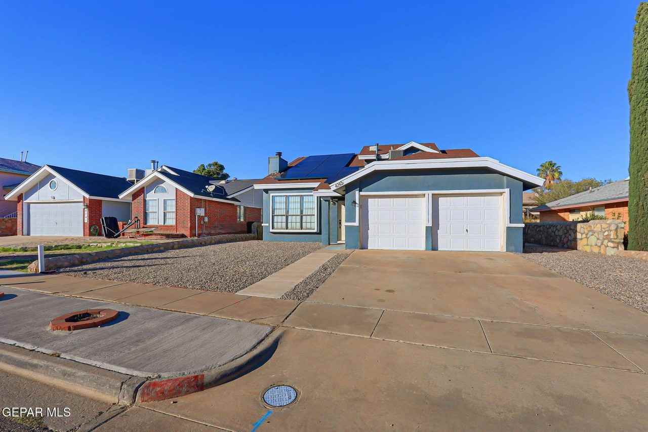 4745 Loma De Plata Dr - Photo 2 of 29