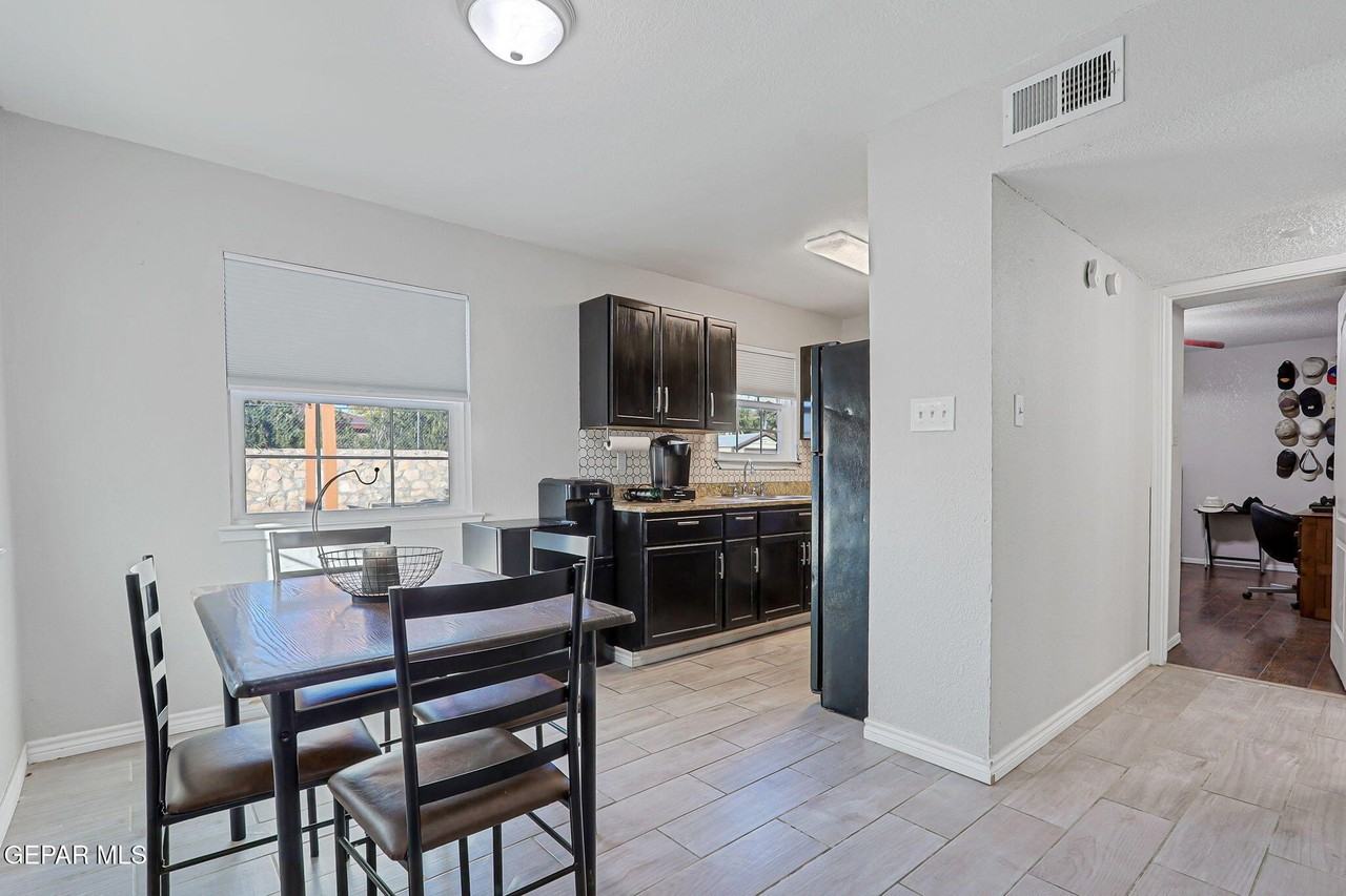 4745 Loma De Plata Dr - Photo 6 of 29