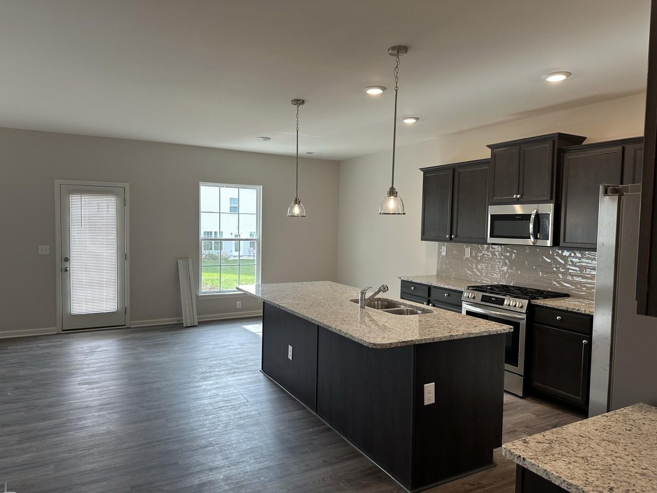 2470 Dittany Ln - Photo 7 of 22