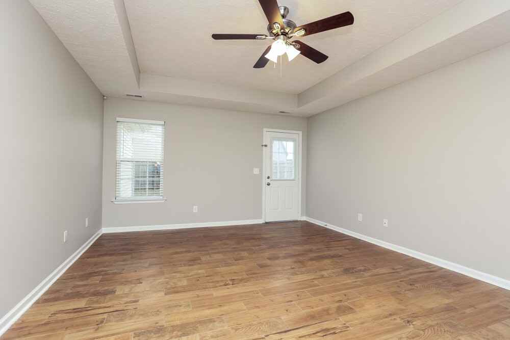 718 Wildwood Dr - Photo 4 of 16