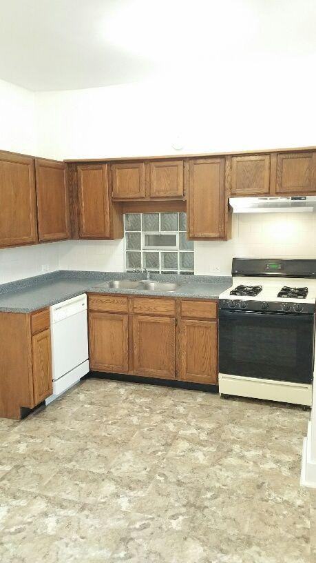 1308 Sherman Avenue - Photo 6 of 10