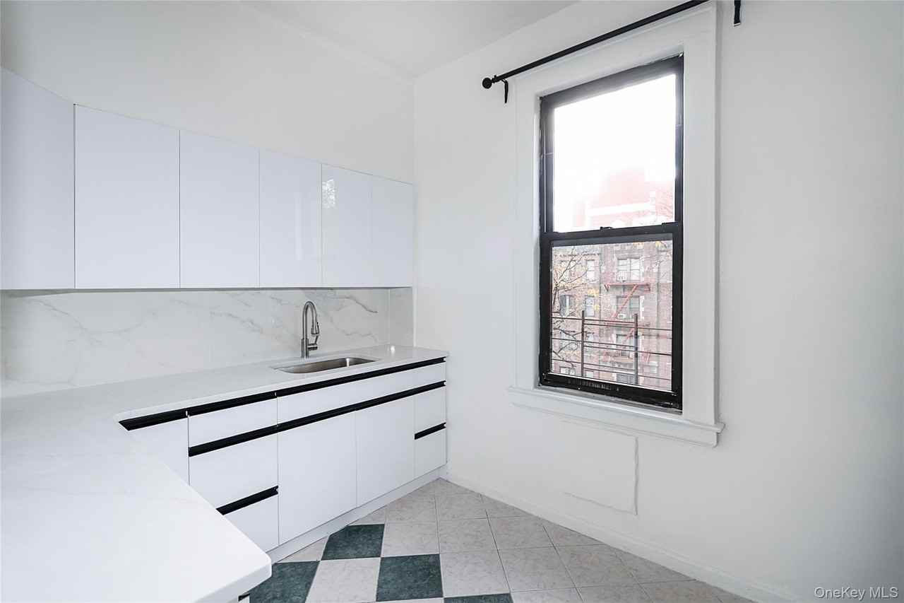 11525 Metropolitan Ave Apt 233 #233 - Photo 6 of 24