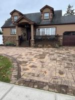 featured image of 258 North Suffolk Avenue