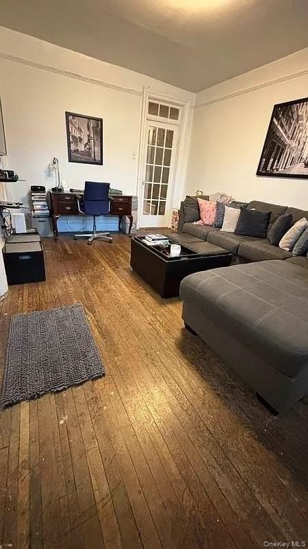 986 Leggett Avenue #4D - Photo 5 of 15