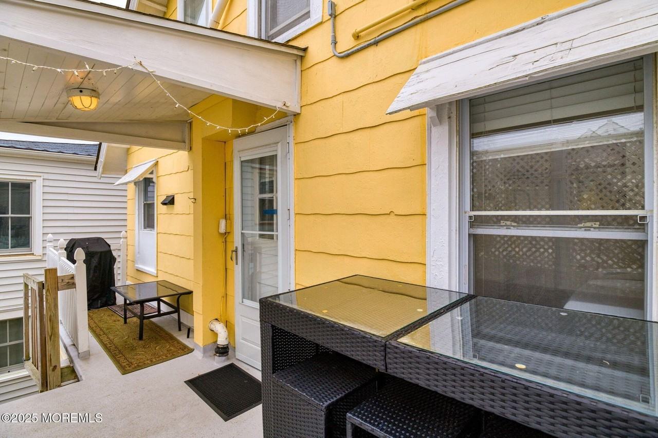 19 Webb Avenue #2 - Photo 4 of 37