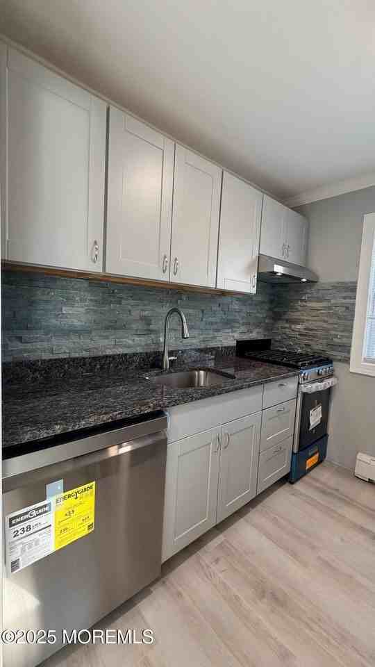 420 Cross Rd Apt B16 #B16 - Photo 5 of 31