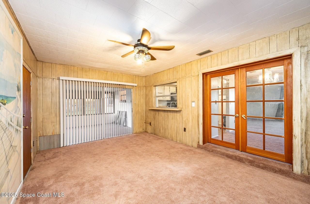 4320 Beacon Avenue - Photo 5 of 15