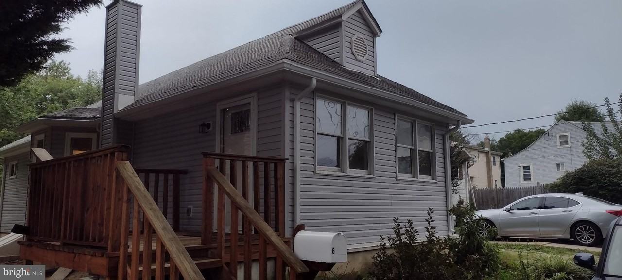 6 Laurel Avenue - Photo 3 of 13