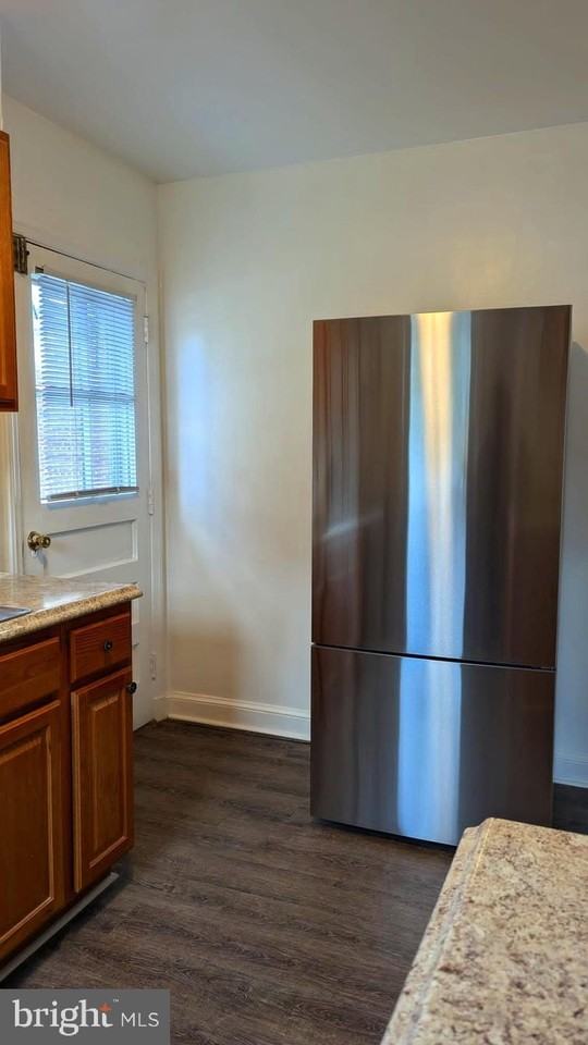 2700 Dawson Ave - Photo 5 of 11