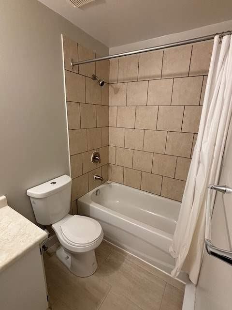 625 Glengarry - Photo 4 of 50