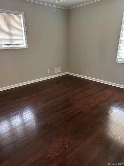 258 North Suffolk Avenue - Photo 6 of 12