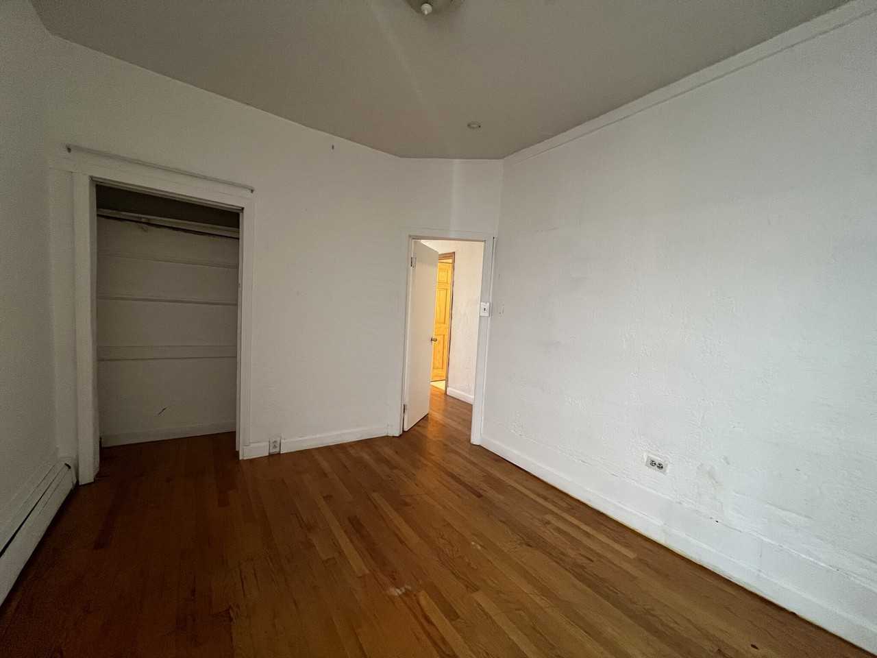 848 Huntington Ave #3 - Photo 5 of 17