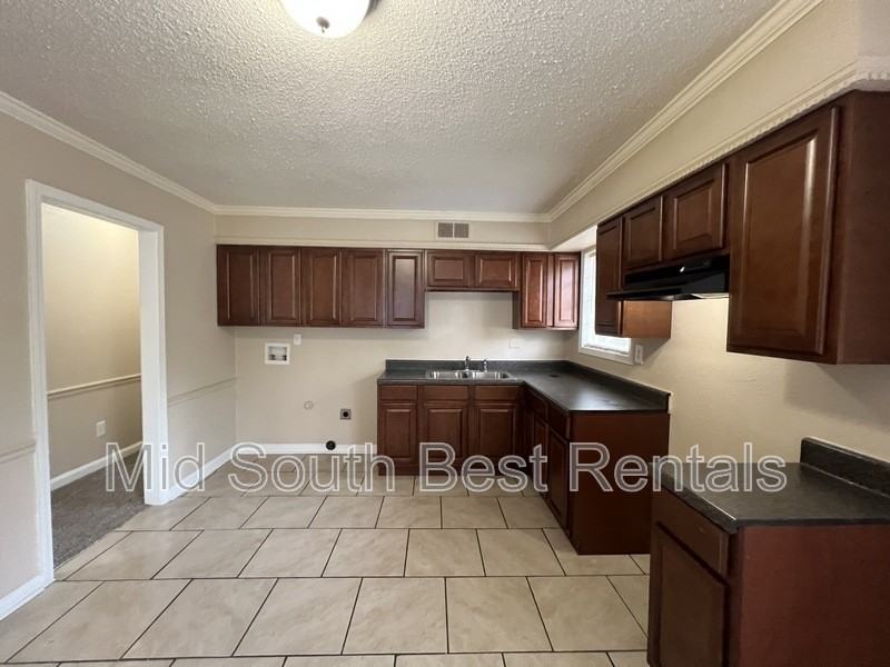 5093 Blacksmith Drive - Photo 4 of 16