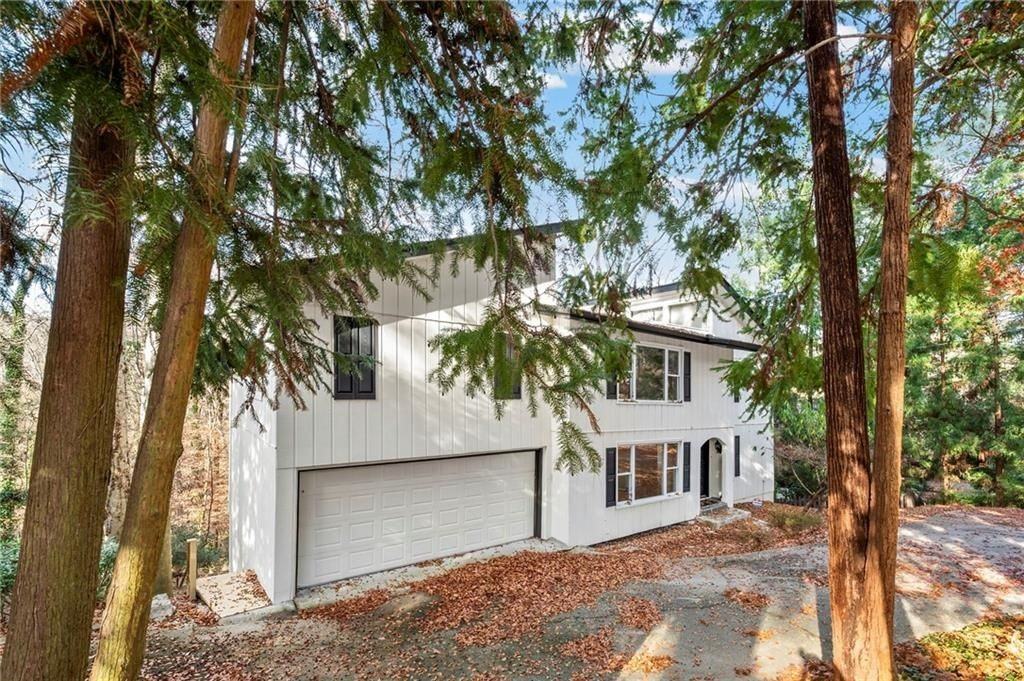 2710 Margaret Mitchell Drive Northwest - Photo 2 of 50