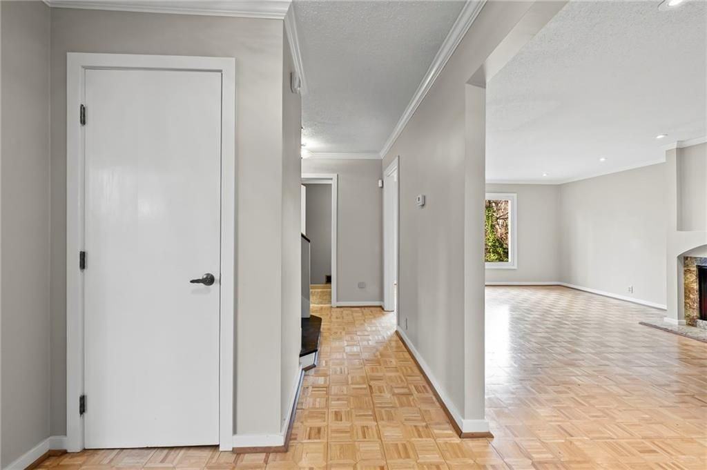 2710 Margaret Mitchell Drive Northwest - Photo 4 of 50