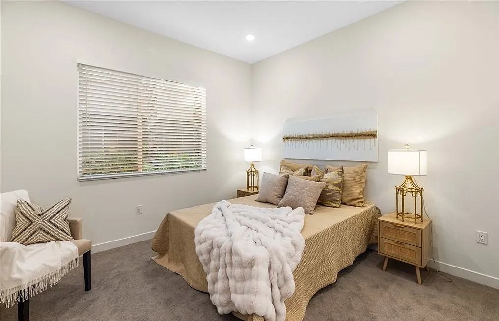 1863 Union Street #48 - Photo 6 of 11