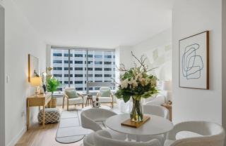 1 Hawthorne Street #6E - Photo 1 of 1