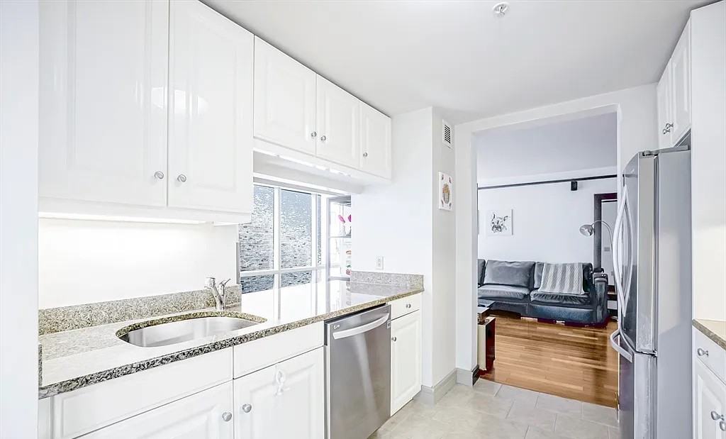 3 Avery Street - Photo 6 of 9