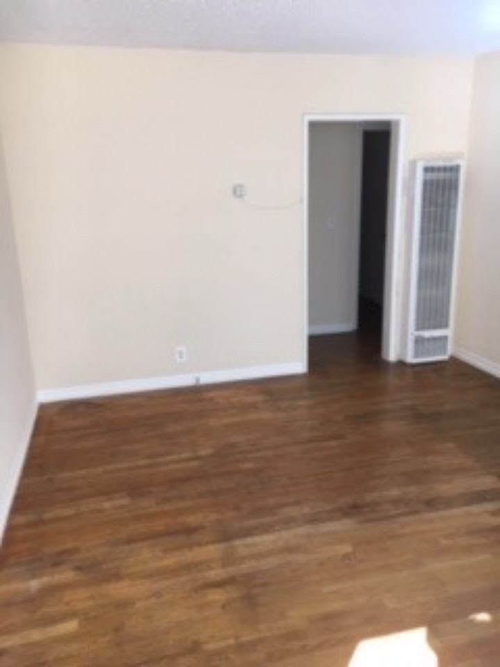 5853 Virginia Ave #7 - Photo 2 of 10