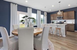 featured image of 1620 Tamarisk Lane #1620