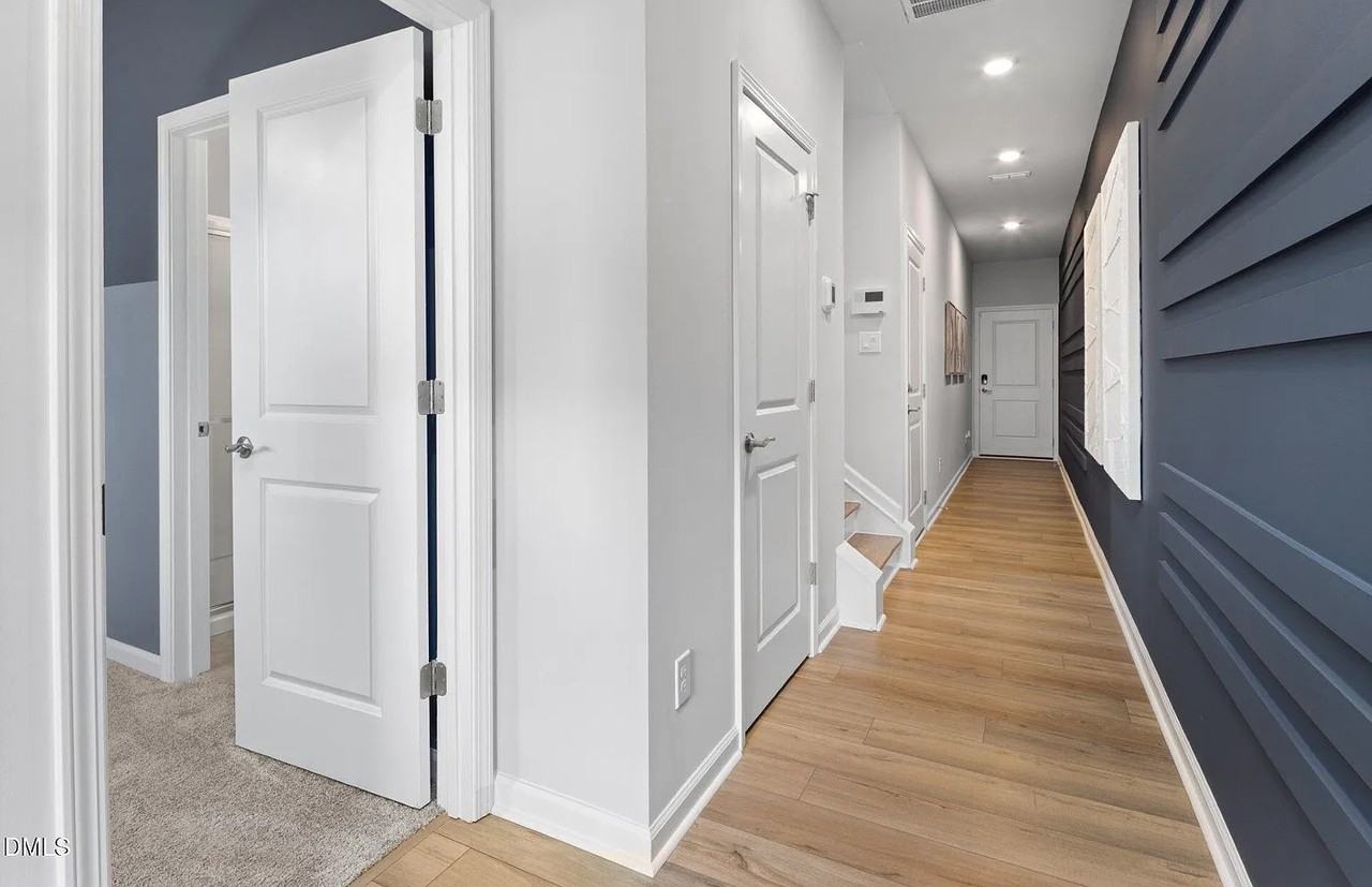 1620 Tamarisk Ln #1620 - Photo 5 of 18