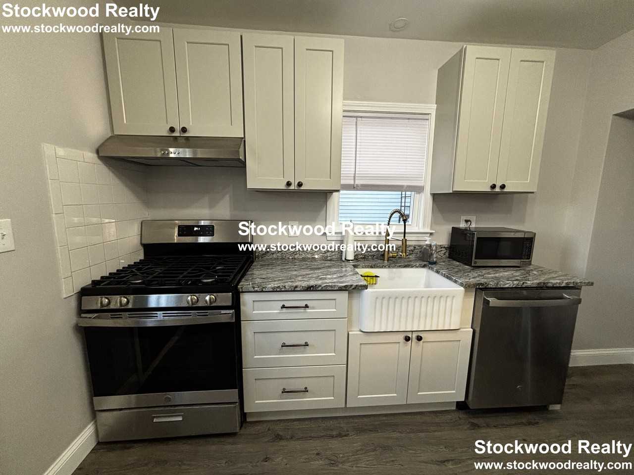 546 Nantasket Ave #3 - Photo 2 of 35