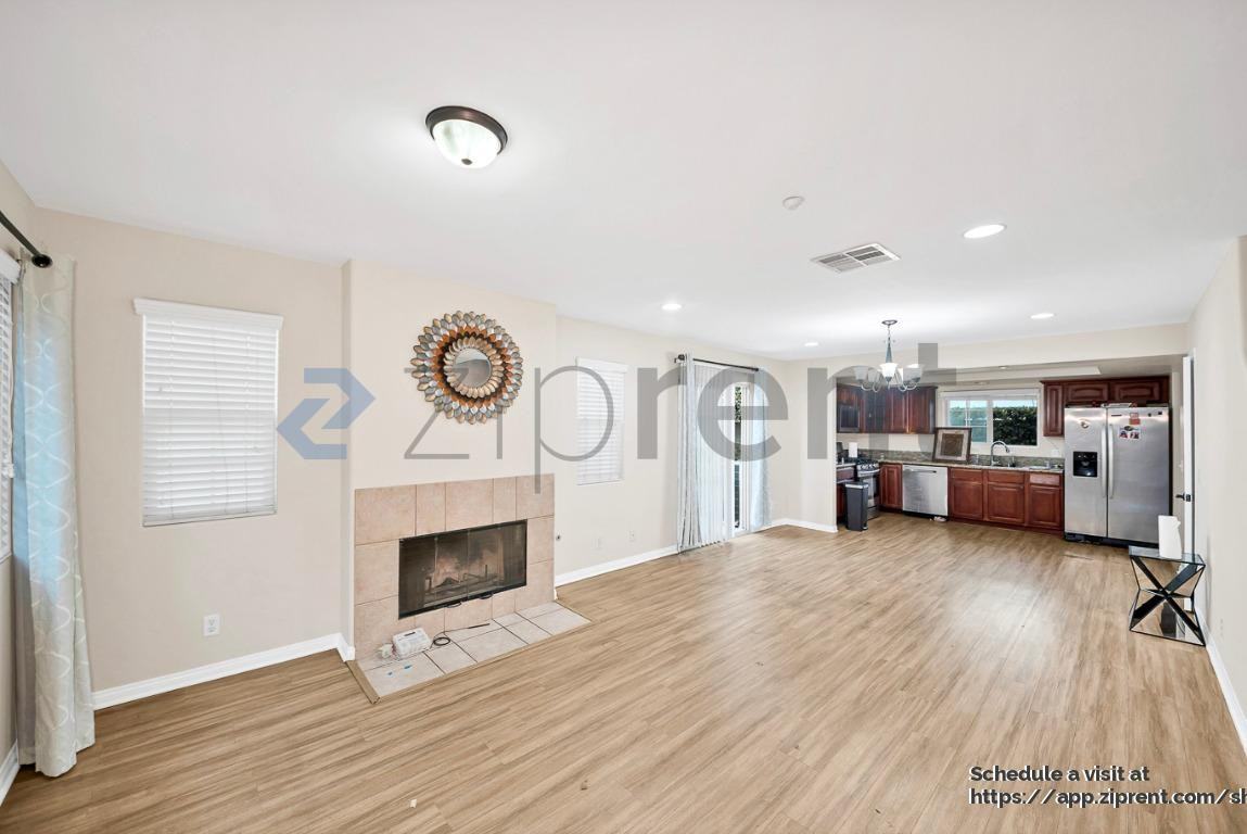 443 Monrovista Avenue - Photo 2 of 23