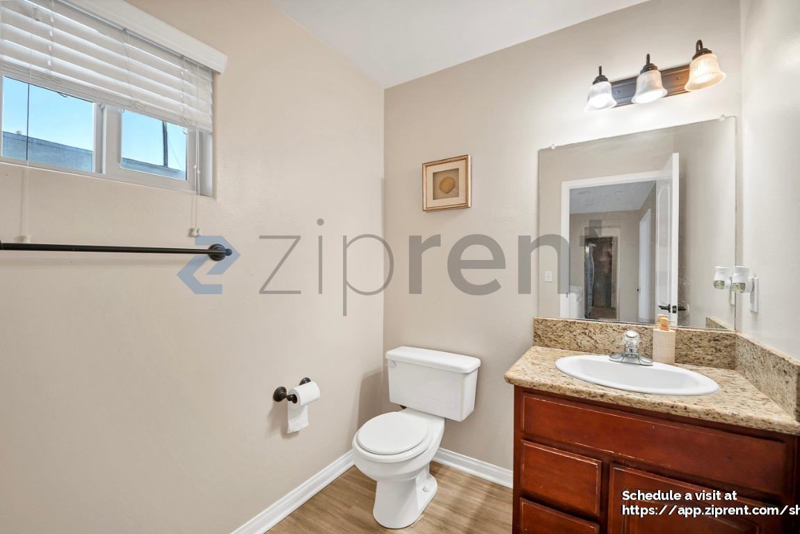 443 Monrovista Avenue - Photo 7 of 23